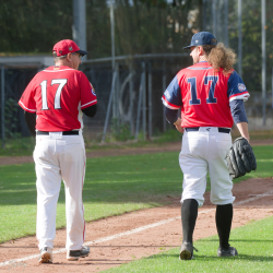 261010 Reds Tainos 0031