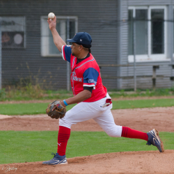 261010 Reds Tainos 0237