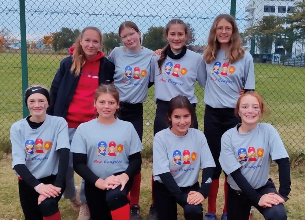 Zusammen mit den Karlsruher Spielerinnen demonstrierten die Red Cougars nicht nur sportliche Klasse, sondern auch hervorragenden Zusammenhalt und Einsatz.