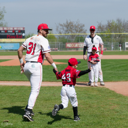 260411 Reds HDH 0044