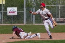 260411 Reds HDH 0458