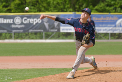 260418 Reds Indians 0205