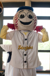 260424 Reds Disciples 0883