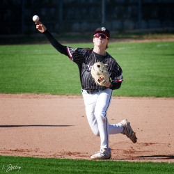 251011 Reds BBA 0110