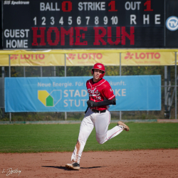 251011 Reds BBA 0329