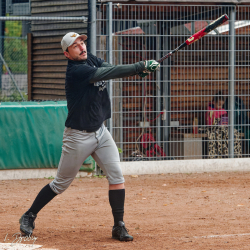 251012 Rusty Cup 0048