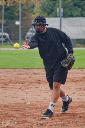 251012 Rusty Cup 0056