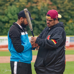 251012 Rusty Cup 0106