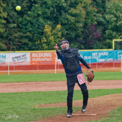 251012 Rusty Cup 0107