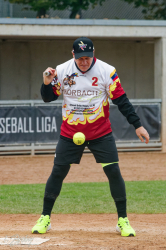 251012 Rusty Cup 0110