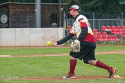 251012 Rusty Cup 0133