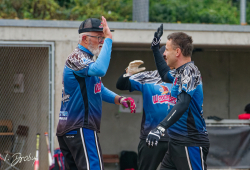 251012 Rusty Cup 0142