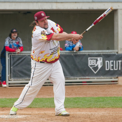 251012 Rusty Cup 0172