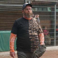 251012 Rusty Cup 0325