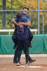 251012 Rusty Cup 0919