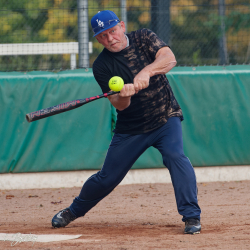 251012 Rusty Cup 0956