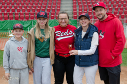 251012 Rusty Cup 1085